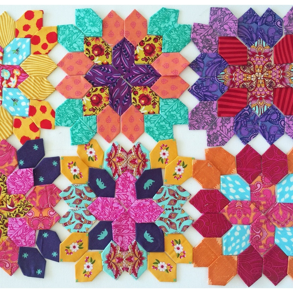 Lucy Boston Patchwork Of The Crosses Basic Block 1 Inch Halo Template Set OzQuilts