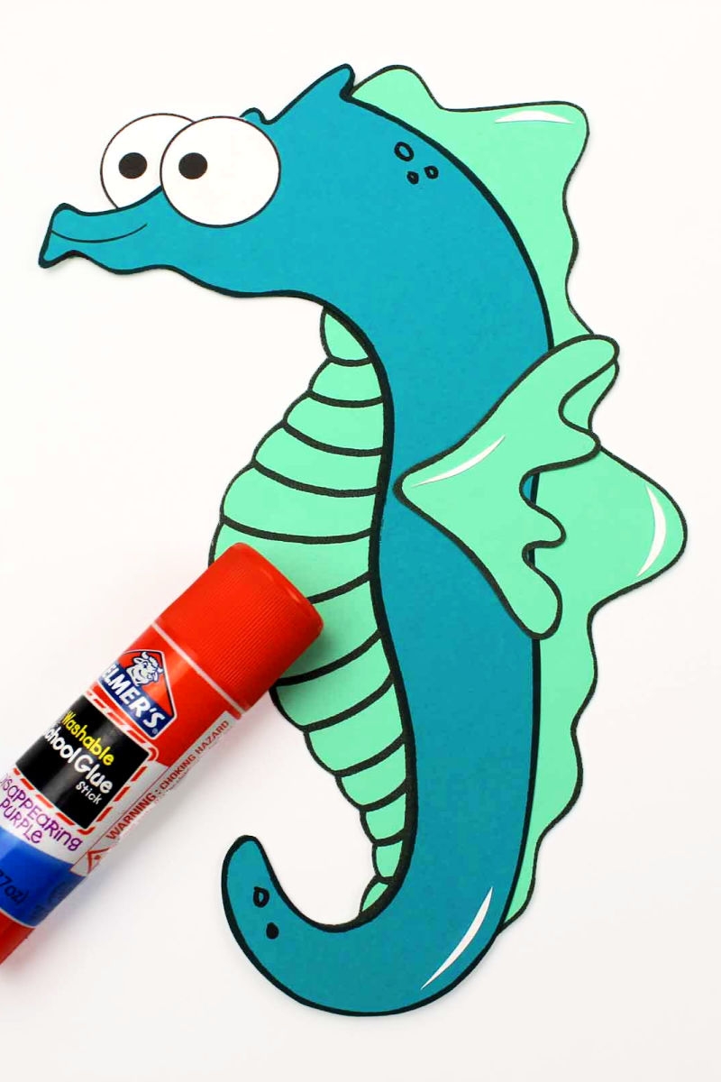 Free Printable Paper Seahorse Craft Mama Likes This
