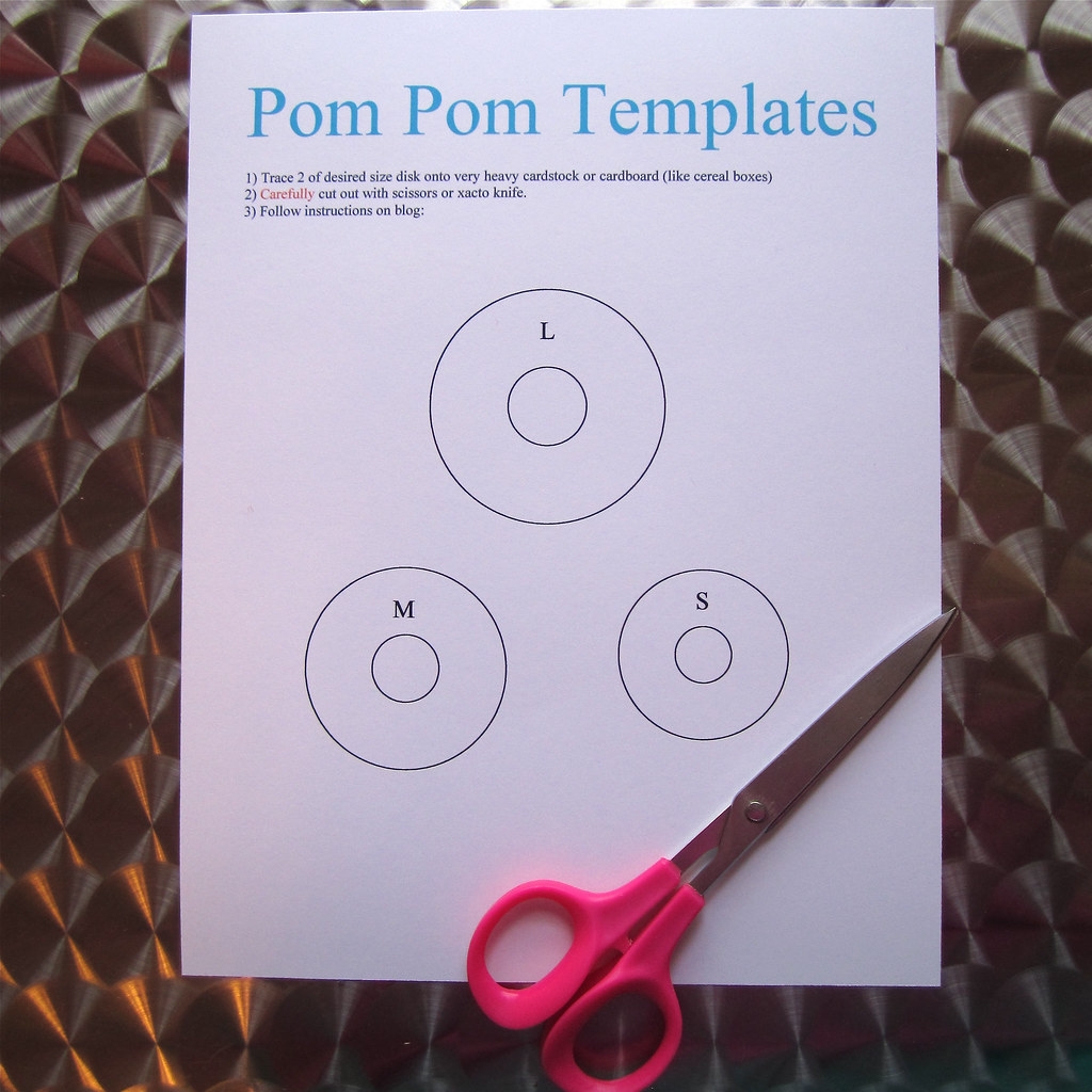 Pom Pom Tutorial 1 Print The Pom Pom Template PDF On Cards Flickr Pom Pom Tutorial 1 Print The Pom Pom Template PDF On Cards Flickr