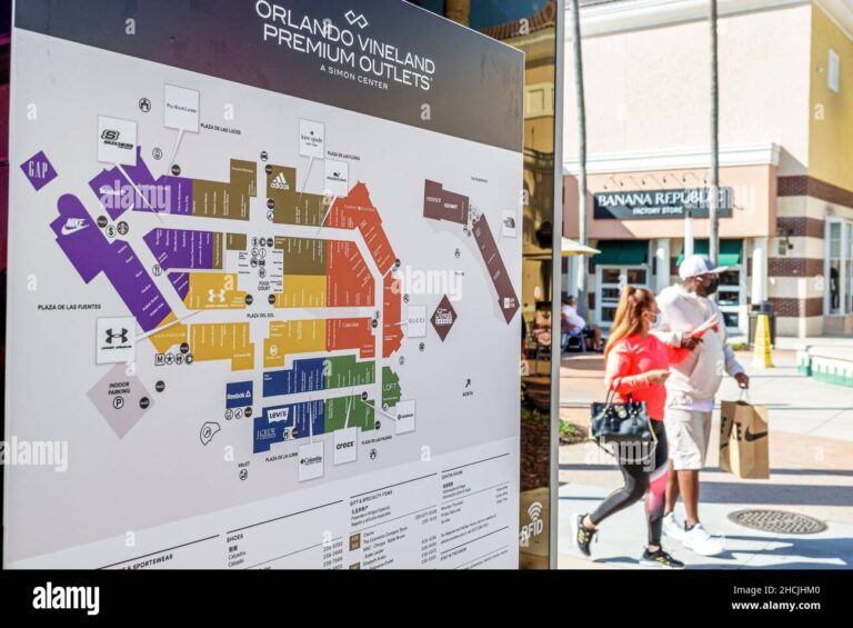 Orlando Florida Orlando Vineland Premium Outlets Outlet Factory Store Fashion Mall Shopping Directory Map Color Coded Stock Photo Alamy